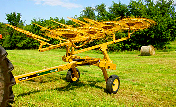 Volare Rake Vermeer | D&G Equipment, INC